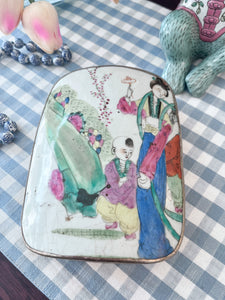 Vintage XL Shard Box with Mother and Child, 7"