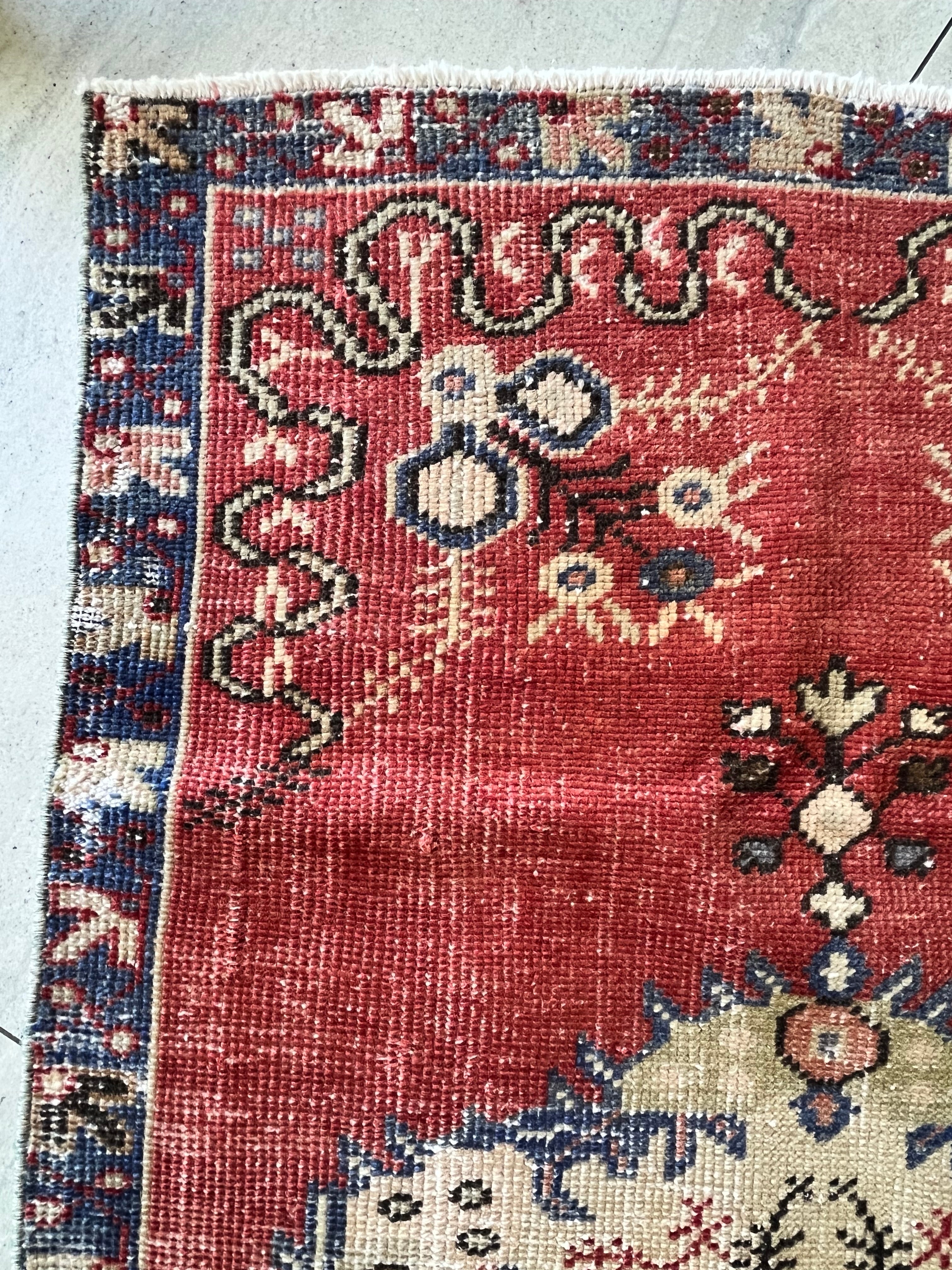 #95 Vintage Turkish Rug, 2’8”x5’5”