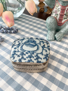 Vintage Blue and White Floral Shard Box, 3.75"