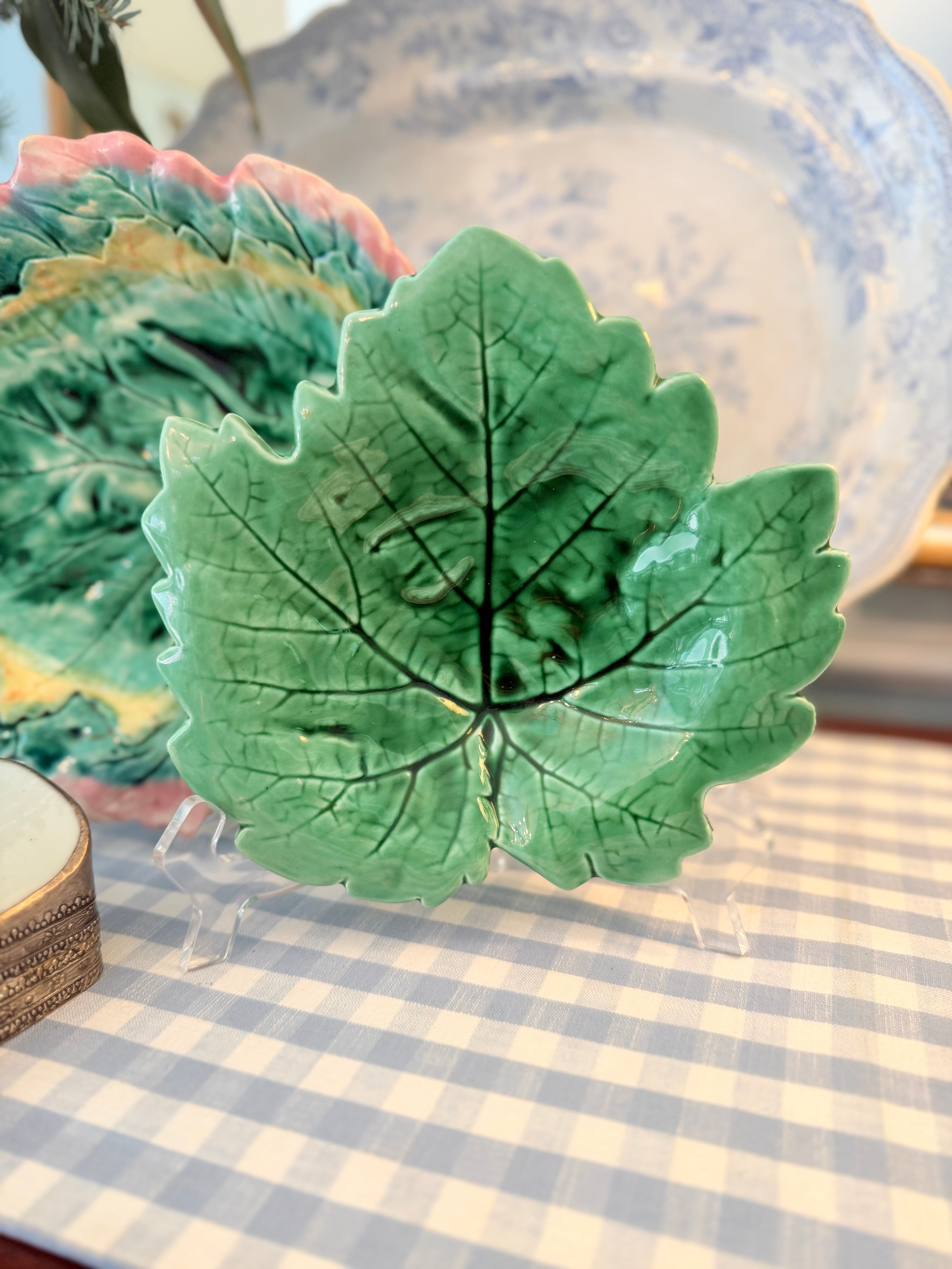 Vintage French Sarraguemines Majolica Green Oak Leaf Dish, 8”