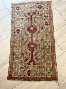 #135 Vintage Turkish Rug 3'x5'6"