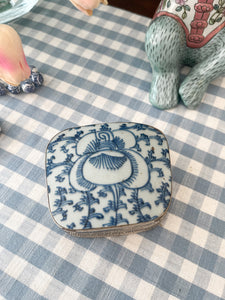 Vintage Blue and White Floral Shard Box, 3.75"