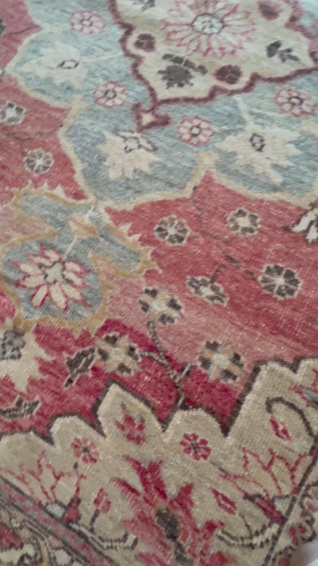 #129 Vintage Turkish Rug 3’11”x6’5”