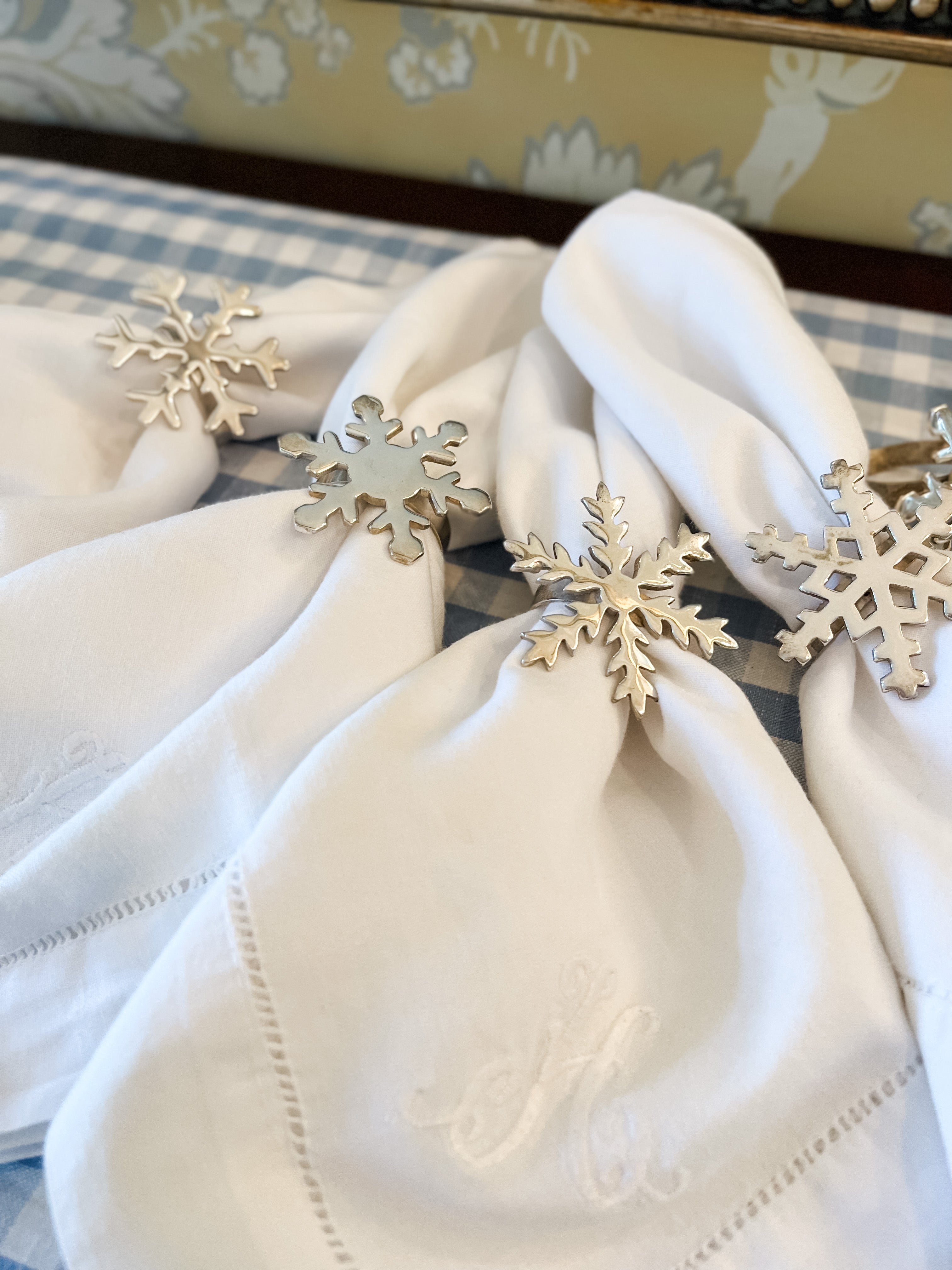 Set of 8 Silver Plate Snowflake Napkin Rings